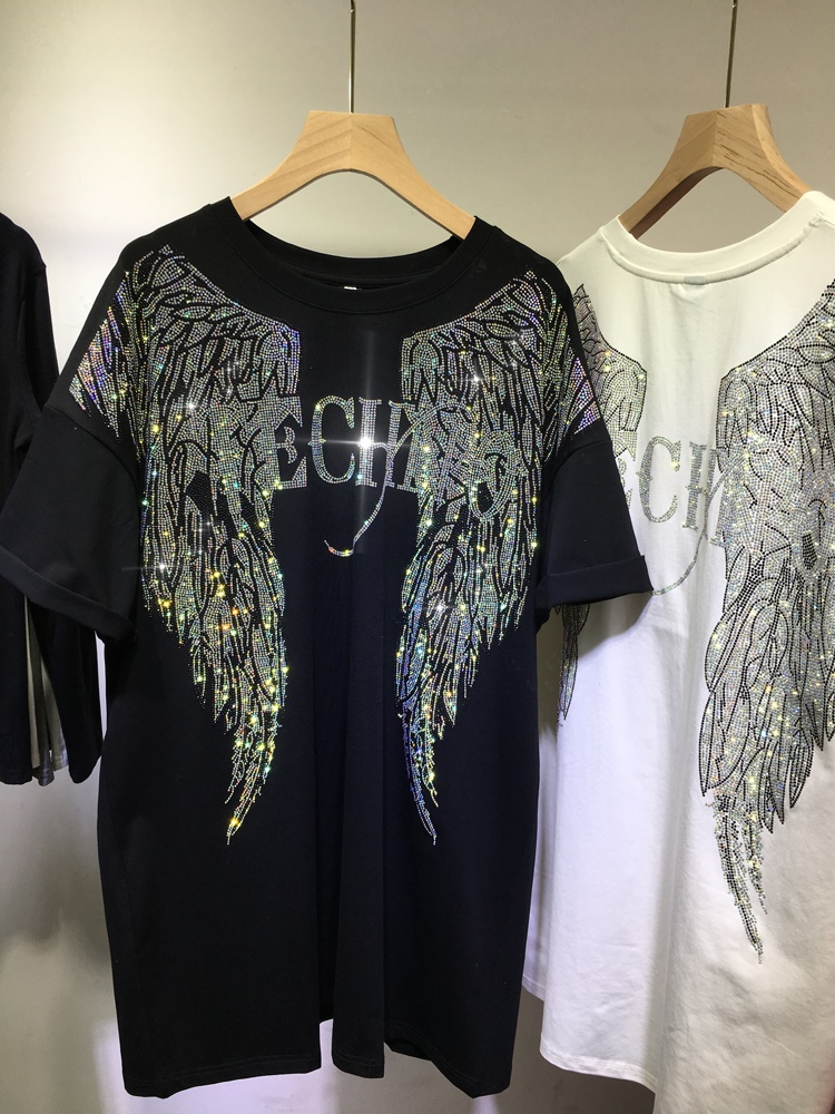 Streetwear Brand Shirts - 男性と女性のための特大の半袖Tシャツ,ラインストーンとエンジェルウィングス,ヒップホップ,ストリートウェア,ルーズ,ブランド,L-4XL