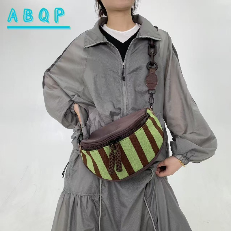 新しい女性のクロスボディバッグ高級ブランドストライプファッシ - Streetwear Brand Bag のレビューと価格